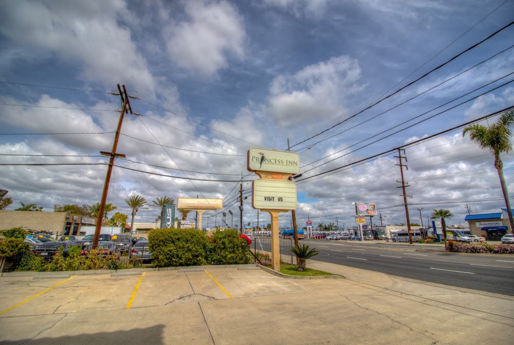 Princess Inn – Westminster / Huntington Beach