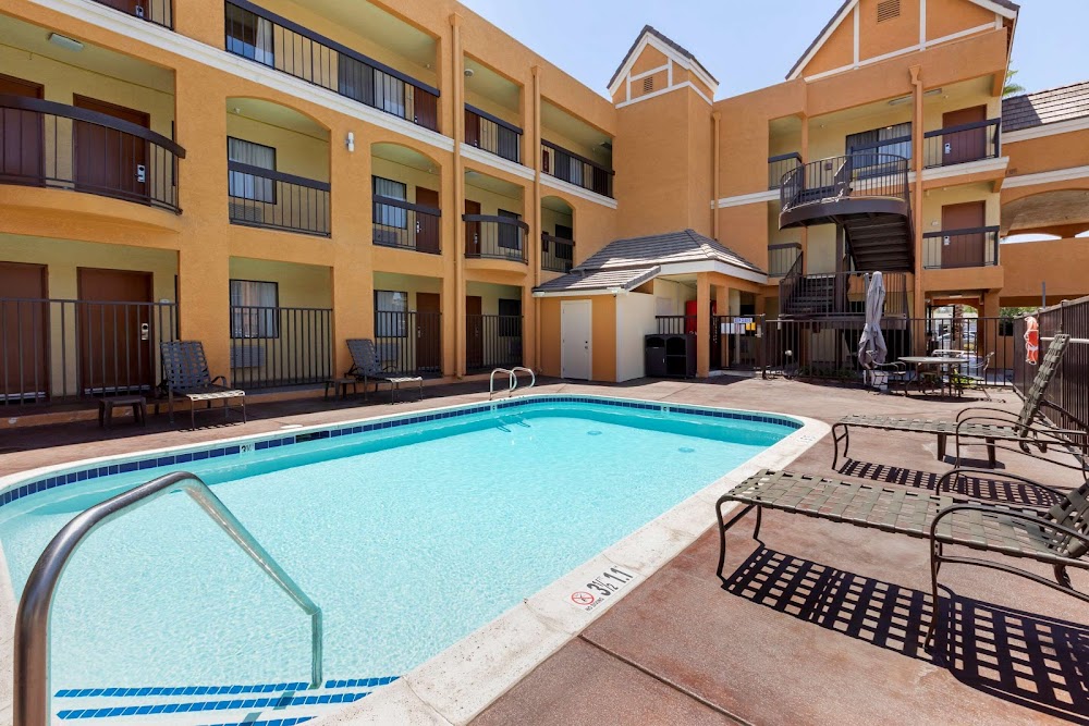 Quality Inn & Suites Westminster Seal Beach