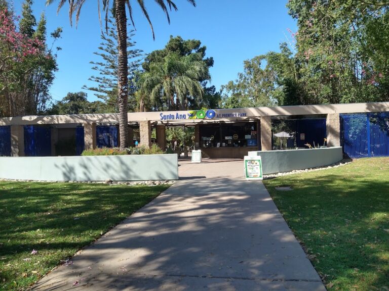 Santa Ana Zoo