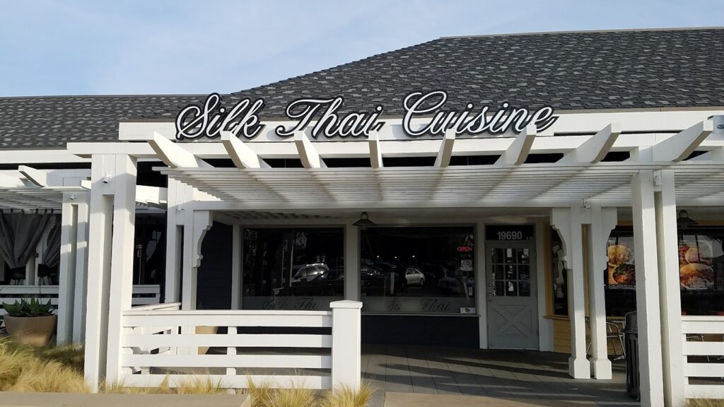 Silk Thai Cuisine Huntington Beach